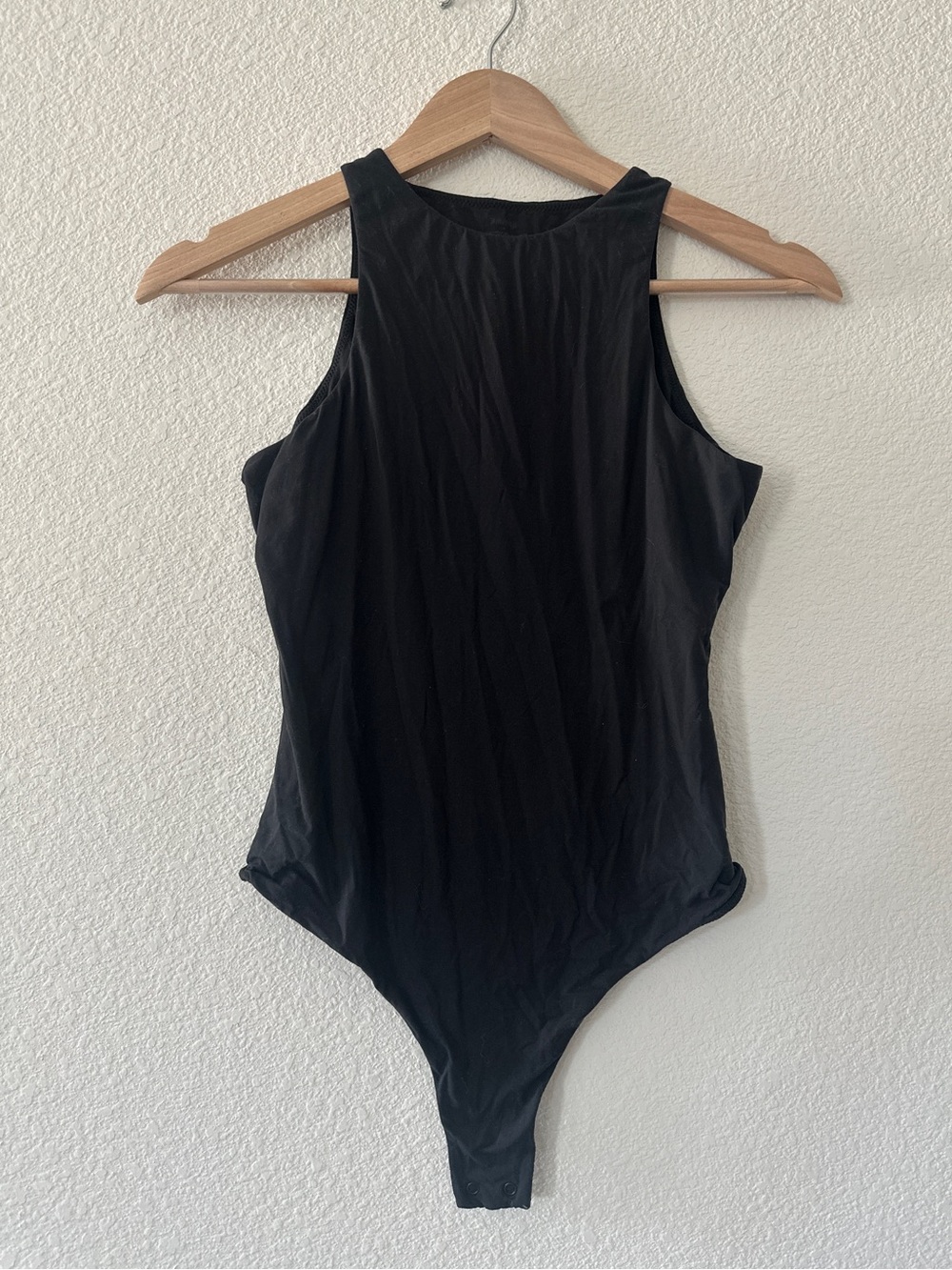 ✨ SKIMS Fits Everybody High Neck Thong Bodysuit ✨